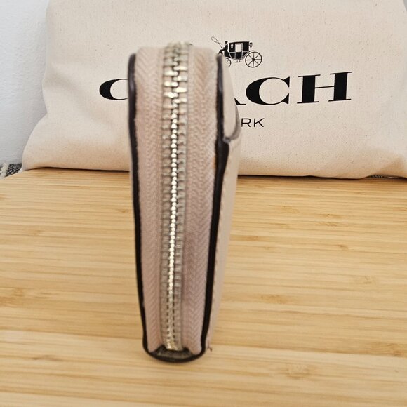 Coach Darcy Bow Accordion Zip Wallet F51668, Silver/Sand - Picture 4 of 12